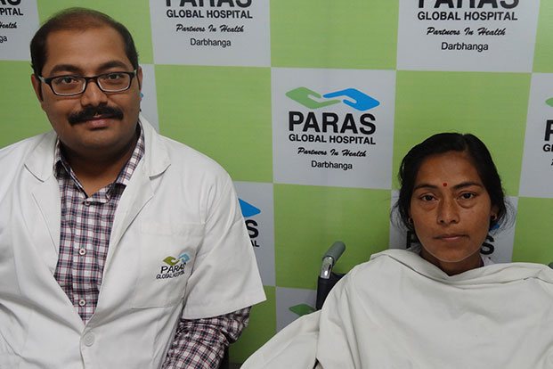मेघालय की 38 वर्षीय मरीज गीता बरूआ का दरभंगा पारस में आंत के घाव को बगैर ऑपरेशन के ठीक किया