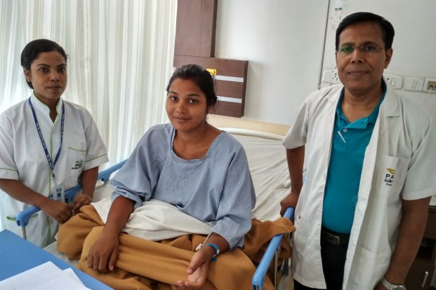 Paras Hospitals Darbhanga Doctors remove 103 stones from the gall bladder of a 23 year-old girl - The surgery was done through laparoscopic method