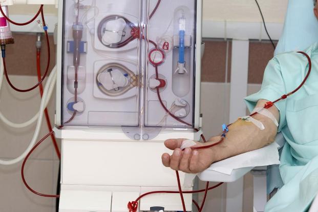 What is the difference between peritoneal Dialysis and Hemodialysis
